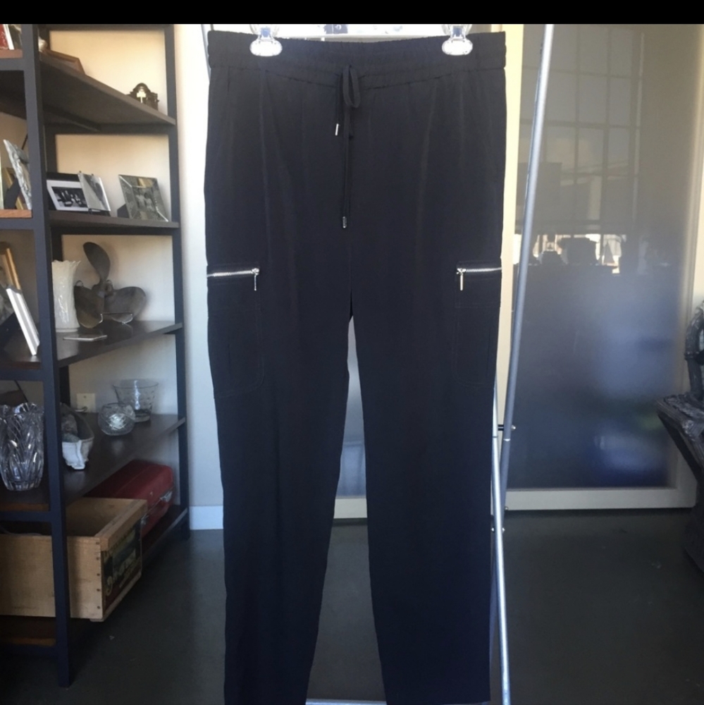 Michael Kors Size 8 Pants Draw Tie Waist. Woman’s
